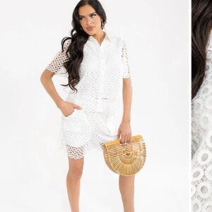 B5. Crochet 2pc set Eyelet Lace SHORT SLEEVE BLOUSE & ELASTIC WAIST SHORTS